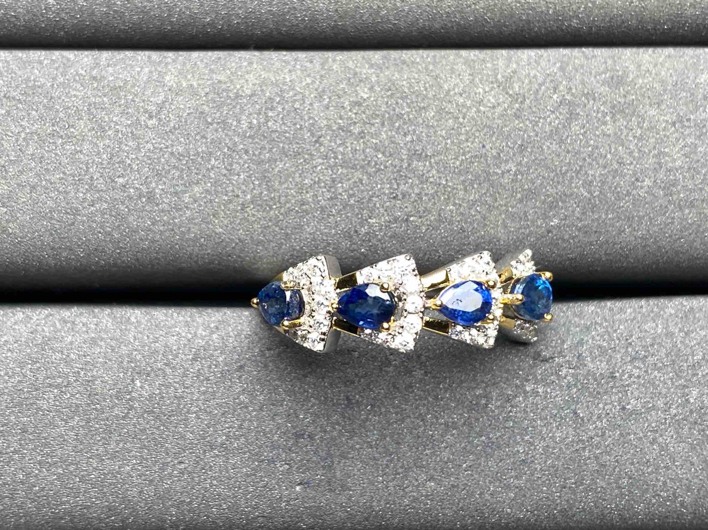 A7941 Blue Sapphire Ring
