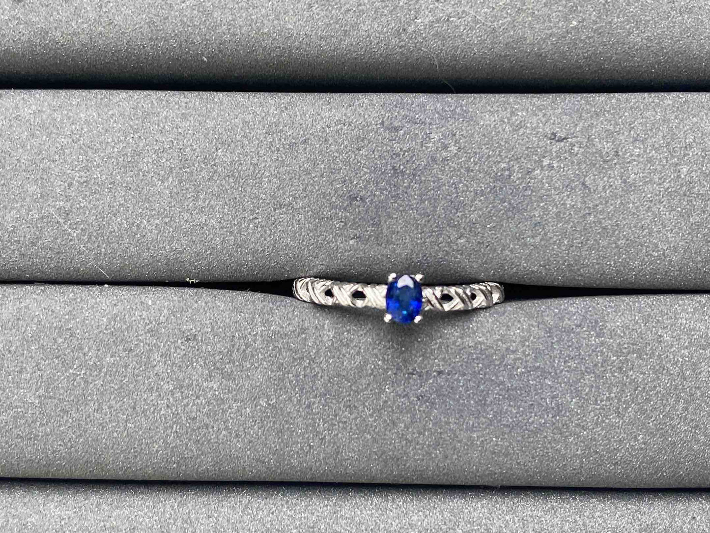 A7956 Sapphire Ring