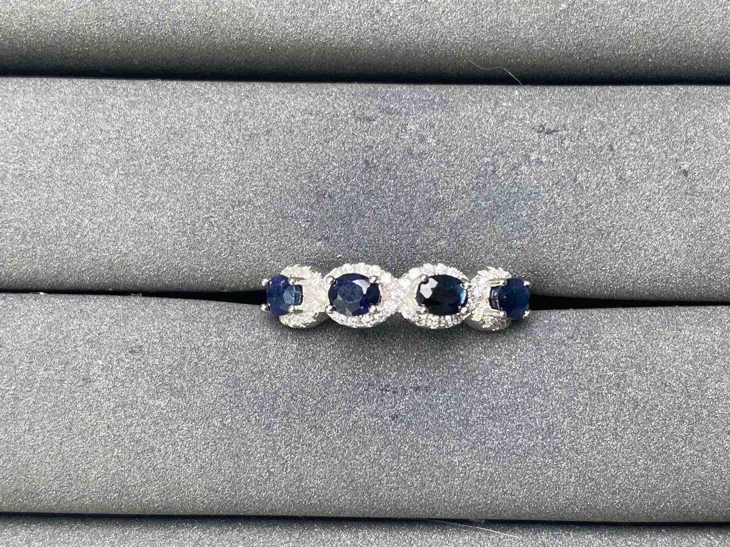 A7989 Sapphire Ring