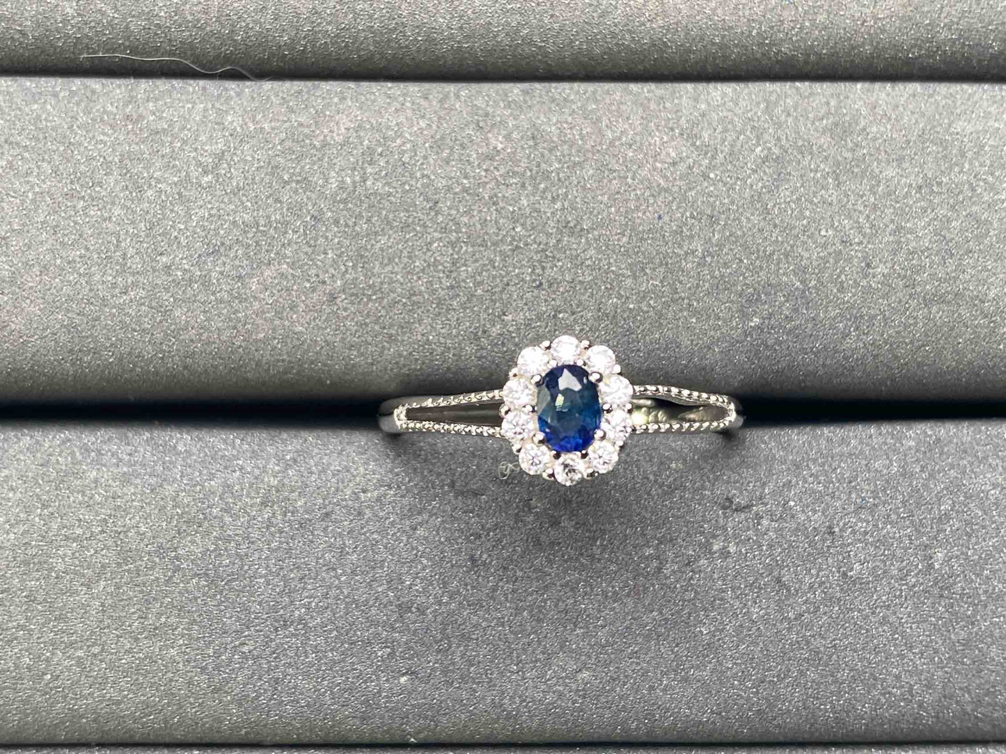 A8013 Sapphire Ring