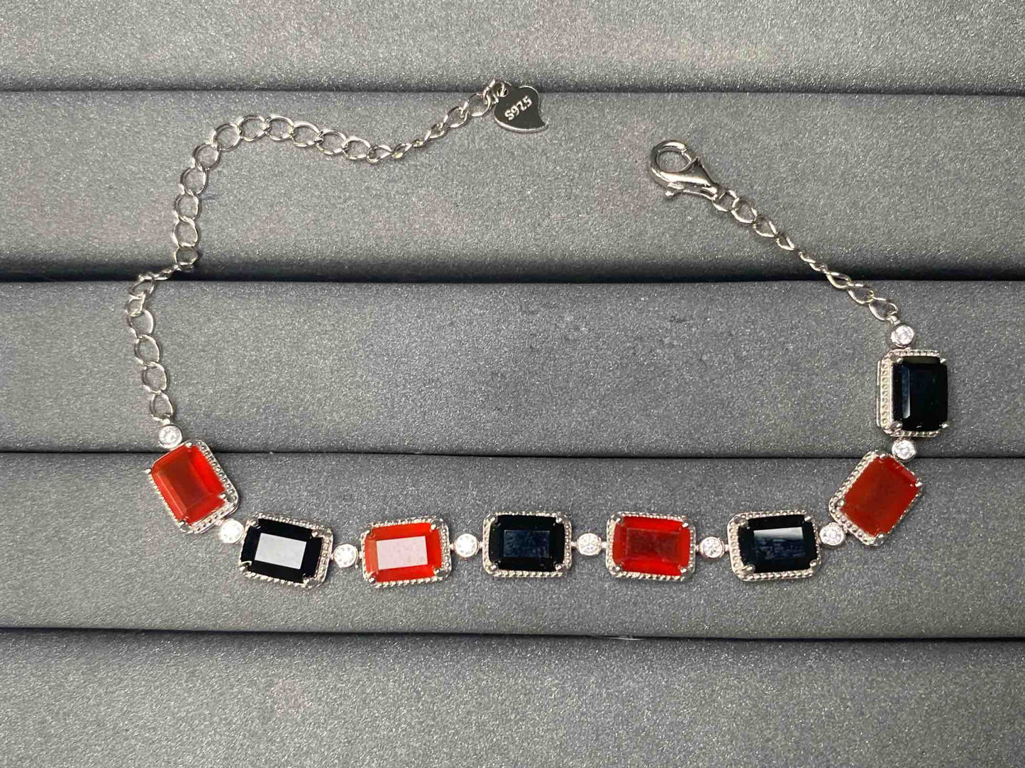 A8018 Agate Bracelet