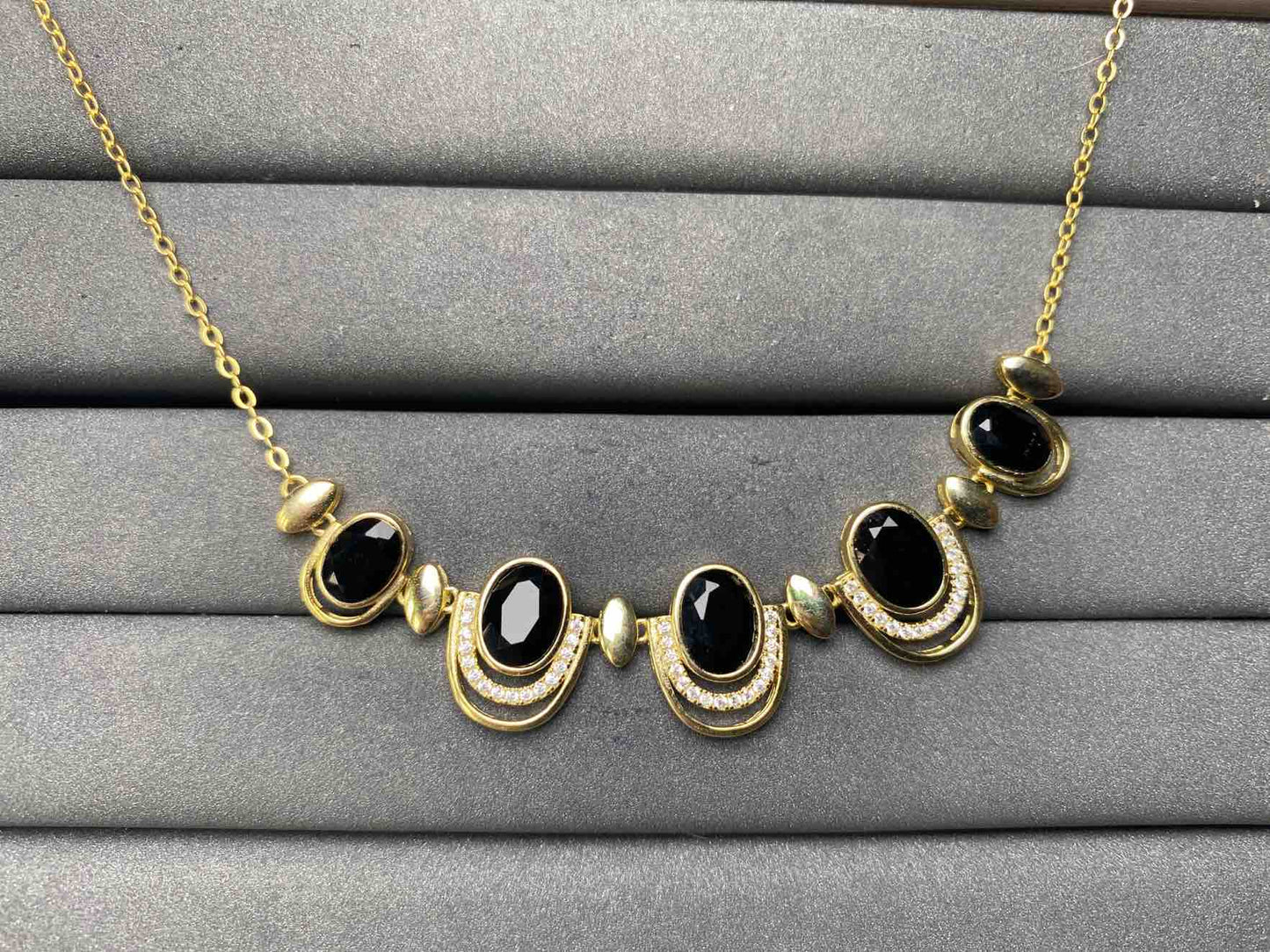 A8033 Agate Necklace