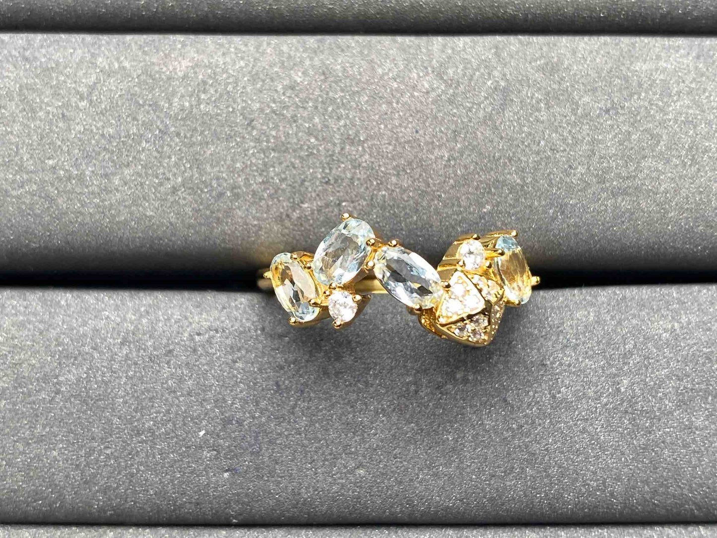 A8060 Aquamarine Ring