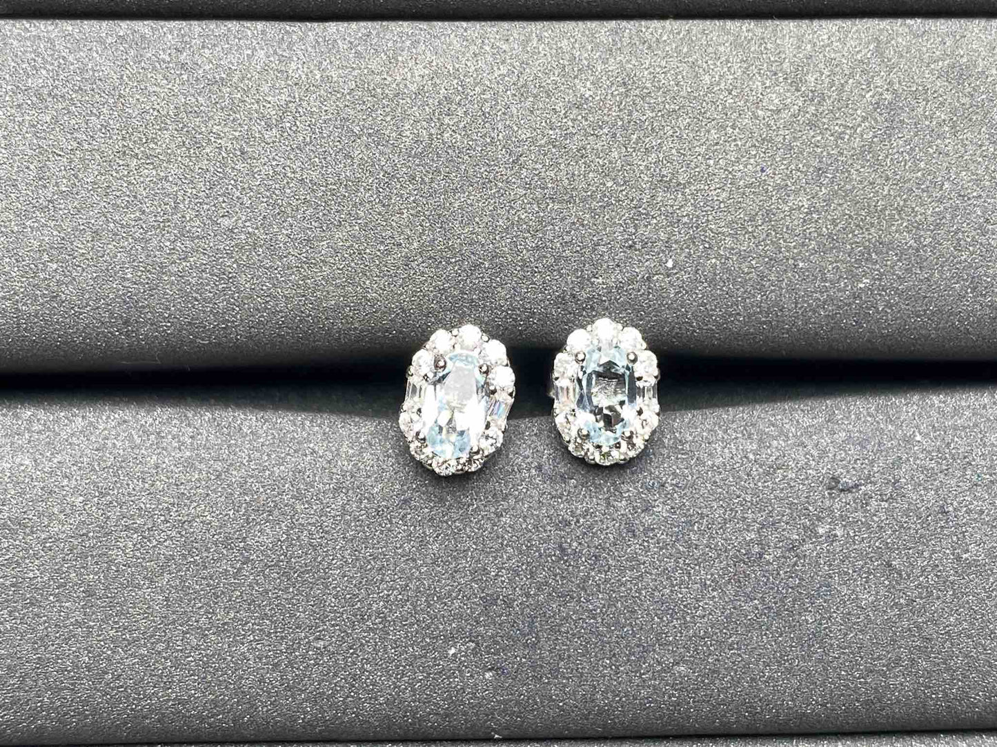 A8064 Aquamarine Earrings