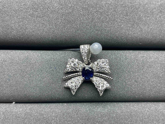 A807 Blue Sapphire Pendant