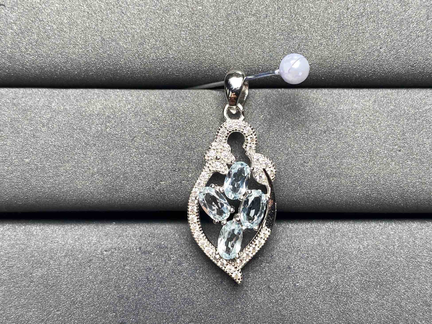 A8071 Aquamarine Pendant