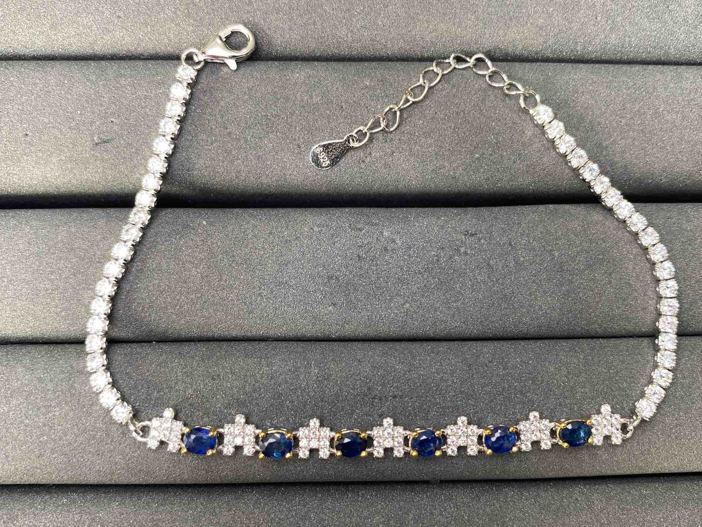 A8128 Sapphire Bracelet