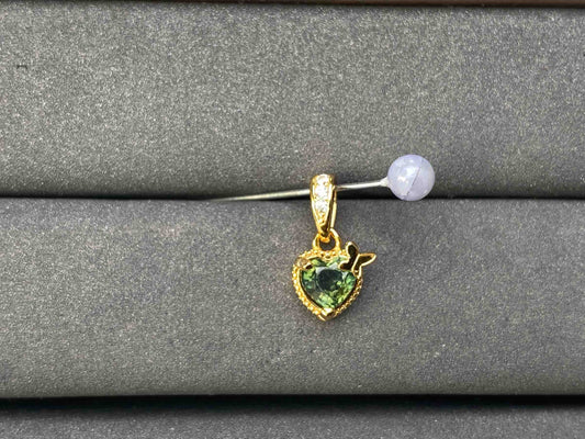A8147 Sapphire Pendant