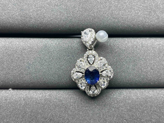 A816 Blue Sapphire Pendant