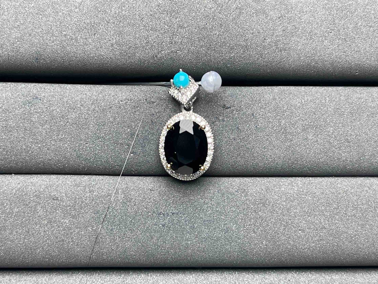 A8223 Black Onyx Pendant