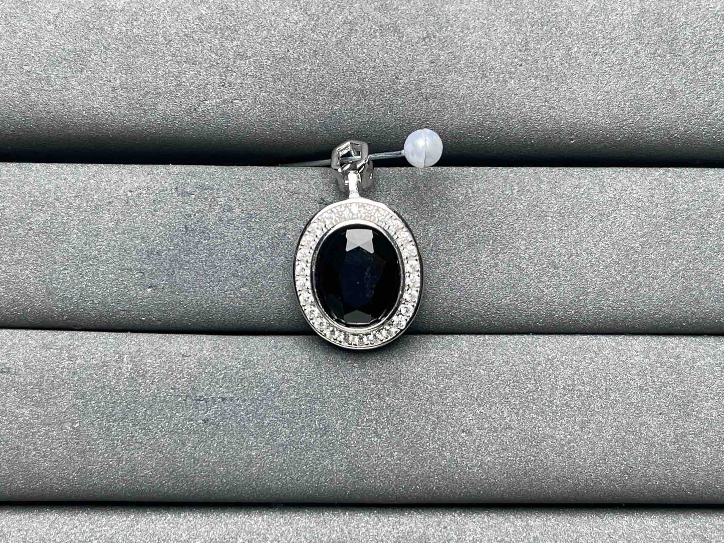 A8228 Black Onyx Pendant