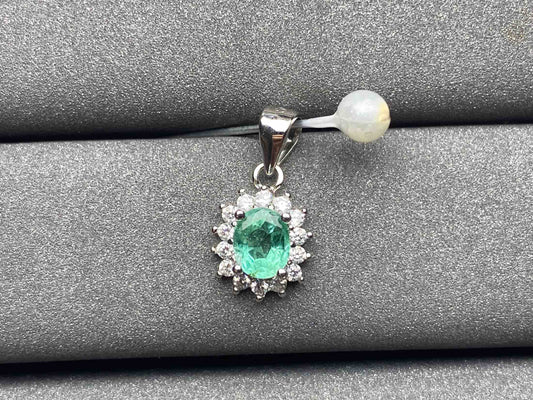 A83 Emerald Pendant