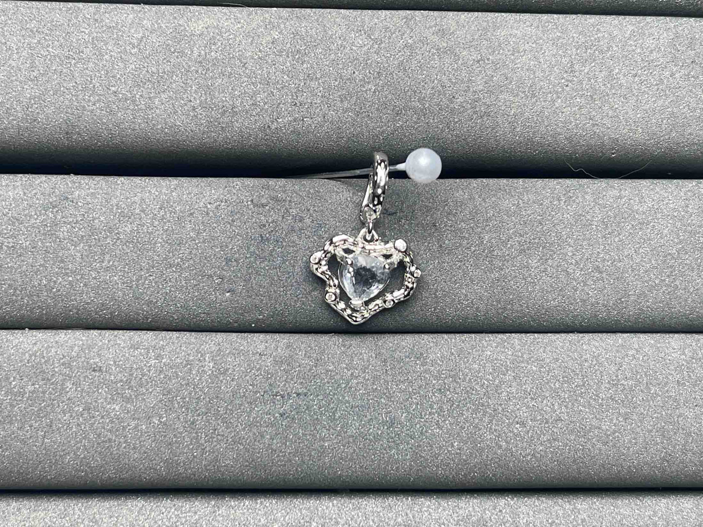 A8302 Sapphire Pendant