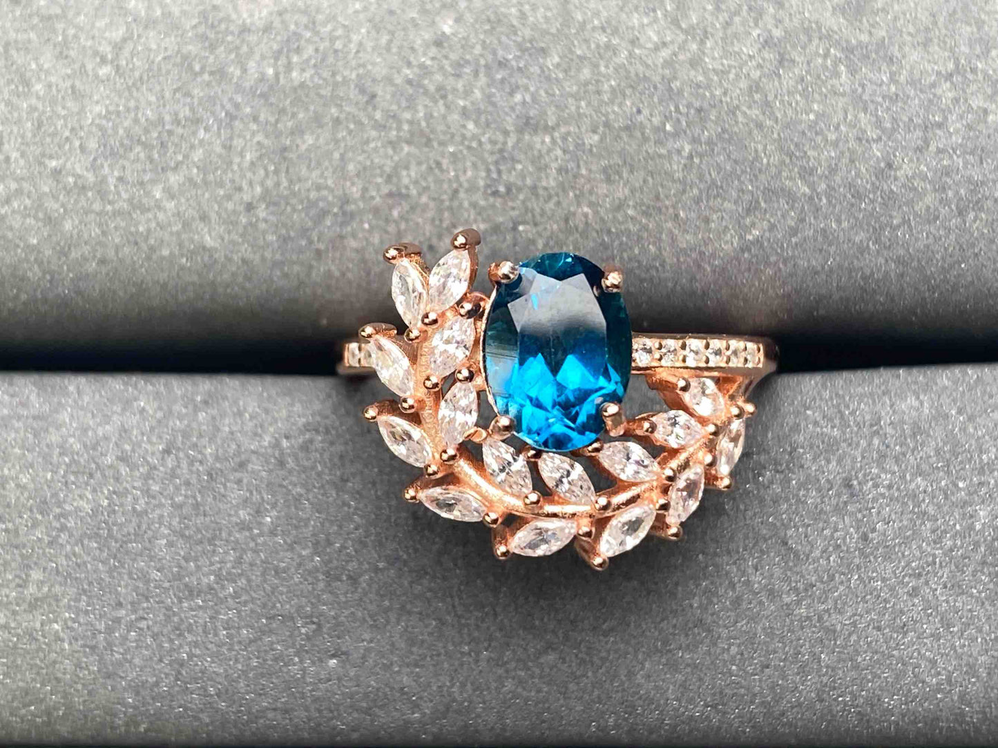 A8377 Topaz Ring