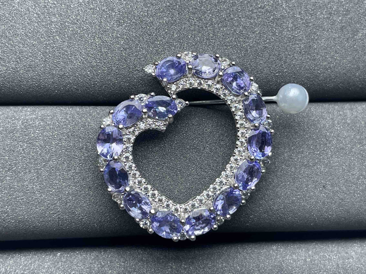 A840 Tanzanite Pendant