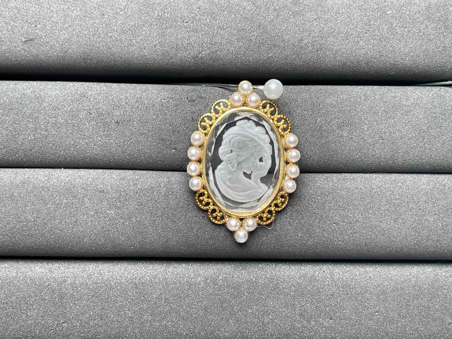 A8400 Silver conch Pendant