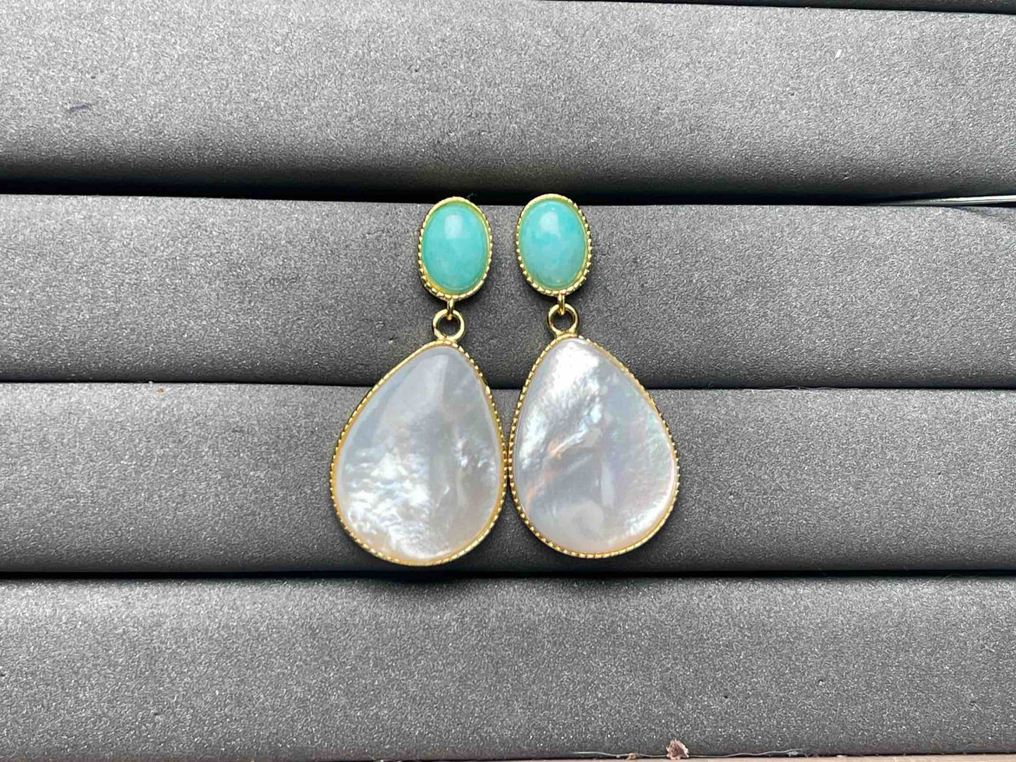 A8403 Silver conch Earrings
