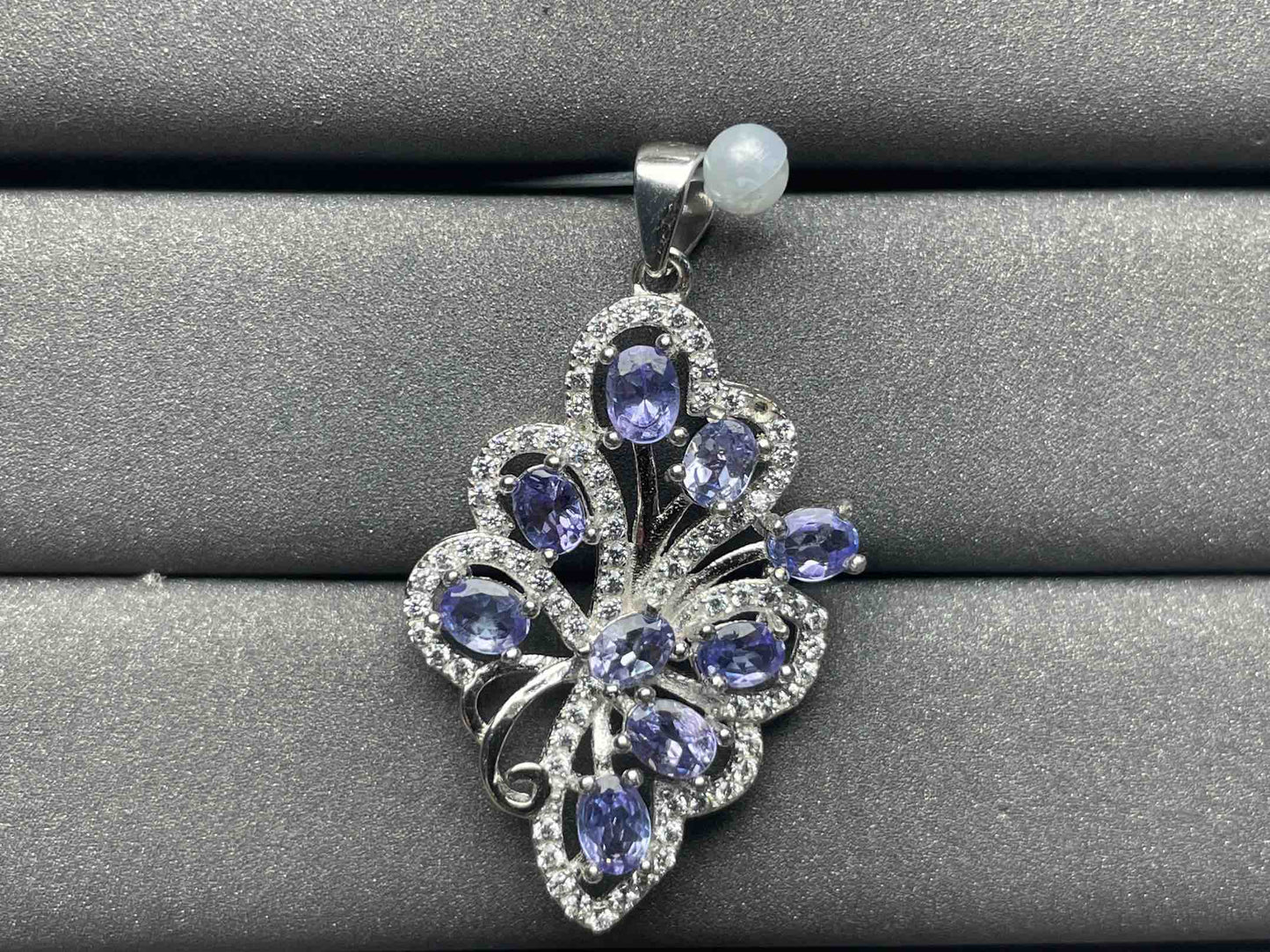 A841 Tanzanite Pendant