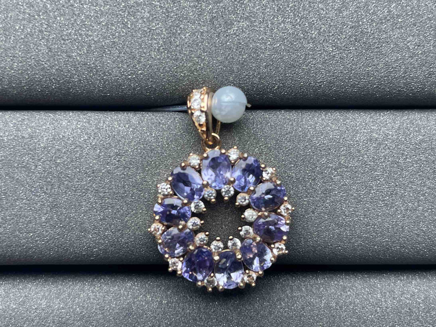 A842 Tanzanite Pendant