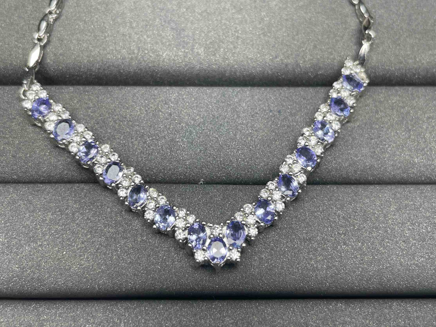 A850 Tanzanite Necklace