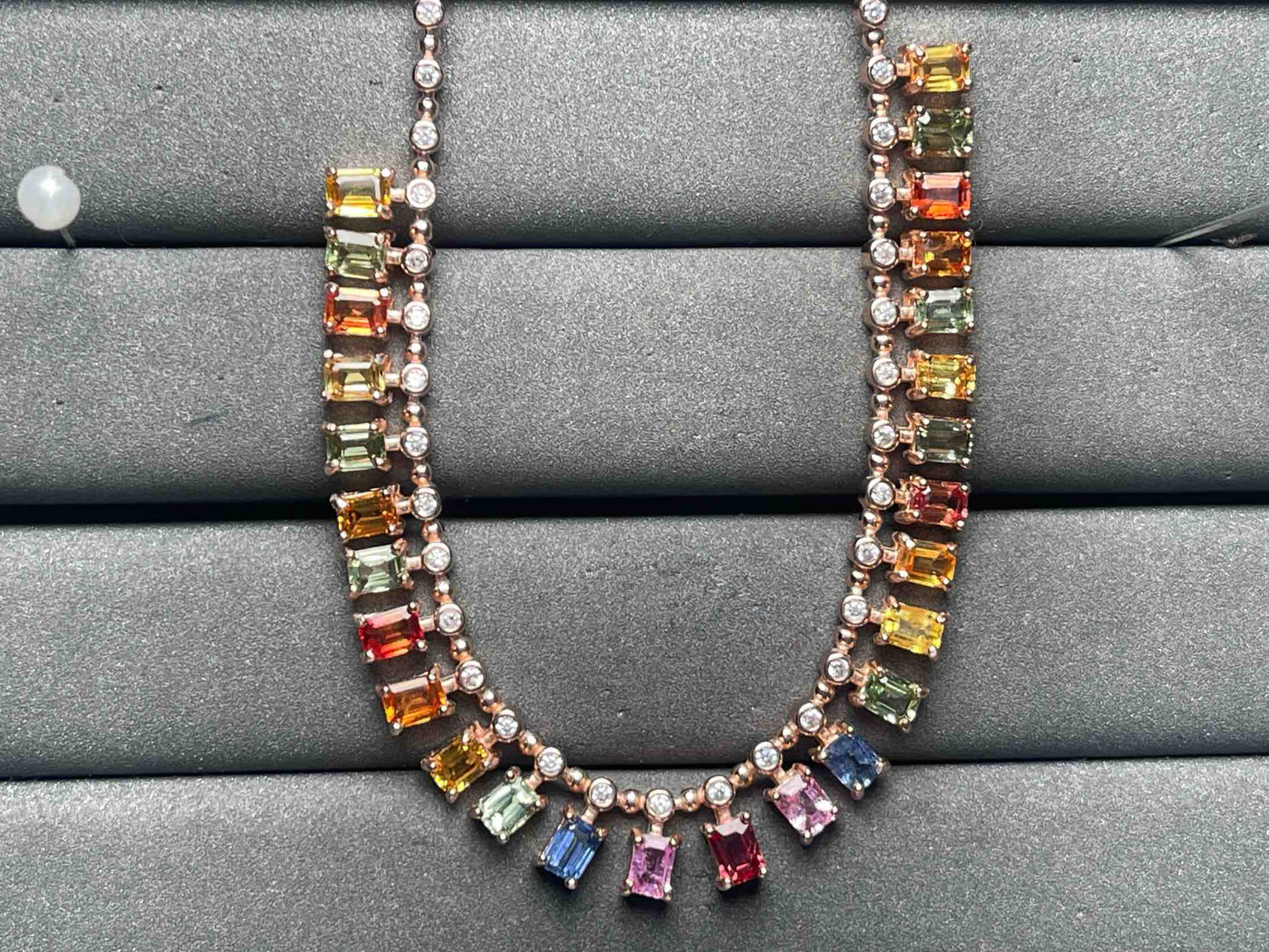 A8561 Sapphire Necklace