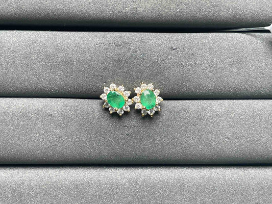 A8575 Emerald Earrings