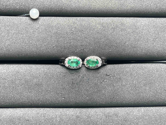 A8581 Emerald Earrings