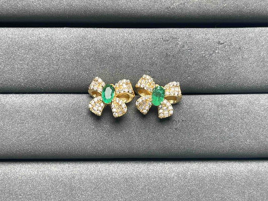 A8592 Emerald Earrings