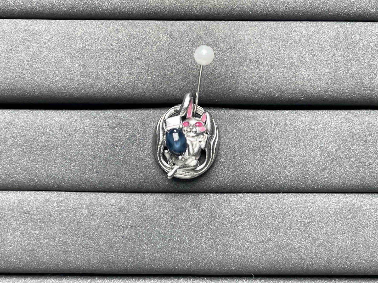 A8616 Sapphire Pendant