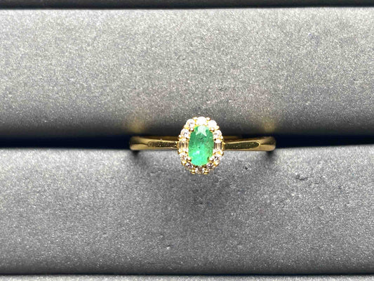 A8682 Emerald Ring