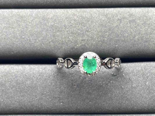 A8684 Emerald Ring