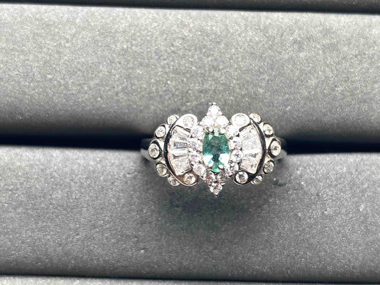 A8688 Emerald Ring