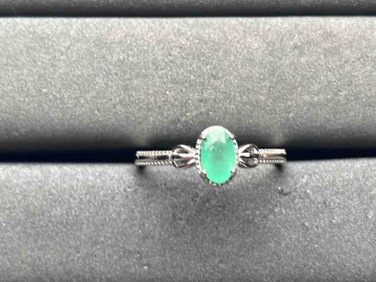 A8691 Emerald Ring