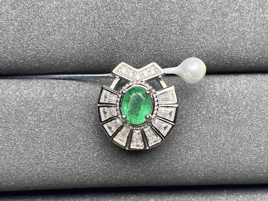 A87 Emerald Pendant