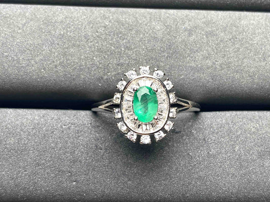 A8716 Emerald Ring