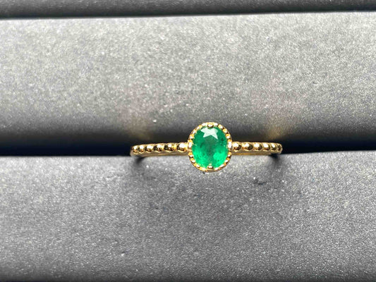 A8722 Emerald Ring