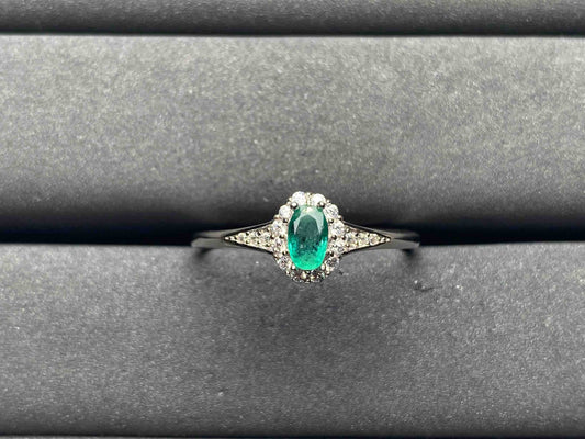 A8727 Emerald Ring