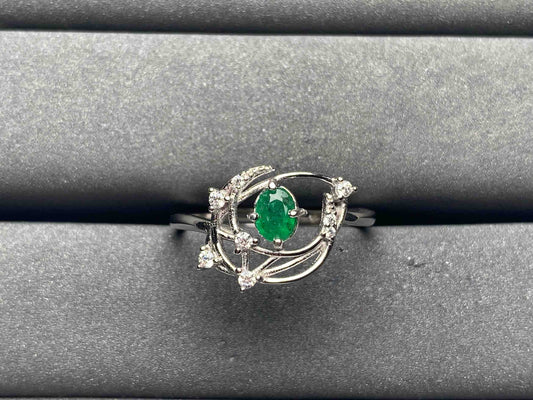 A8728 Emerald Ring