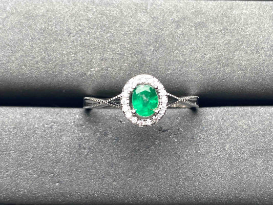 A8743 Emerald Ring