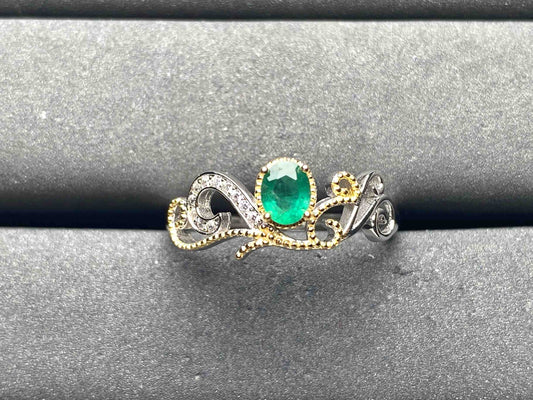 A8792 Emerald Ring