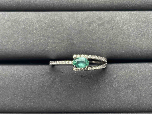 A8793 Emerald Ring