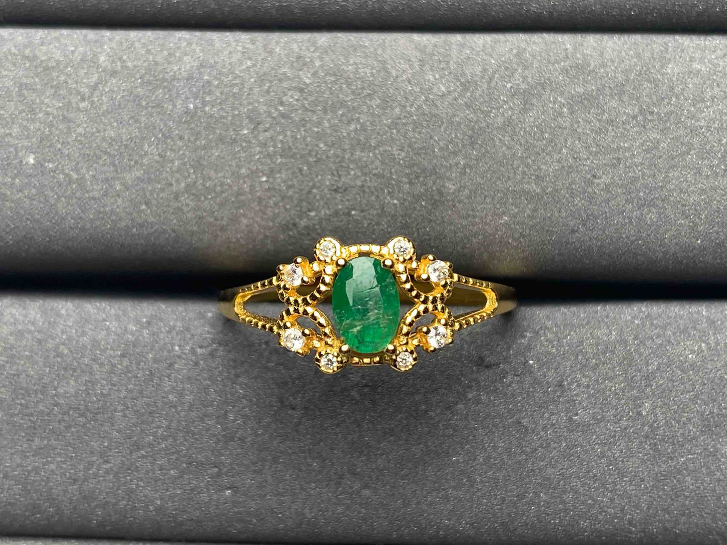 A8794 Emerald Ring