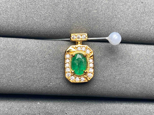 A8796 Emerald Pendant