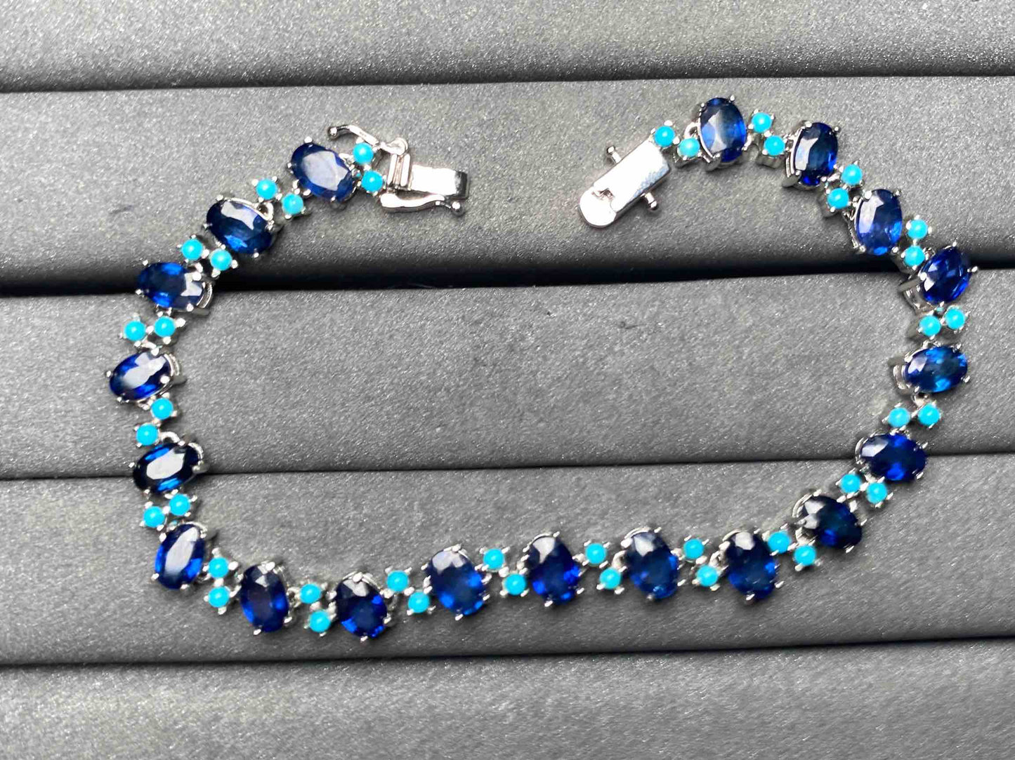 A8858 Blue Sapphire Bracelet
