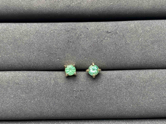 A8877 Emerald Earrings