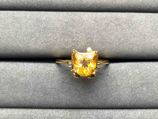 A8881 Citrine Ring