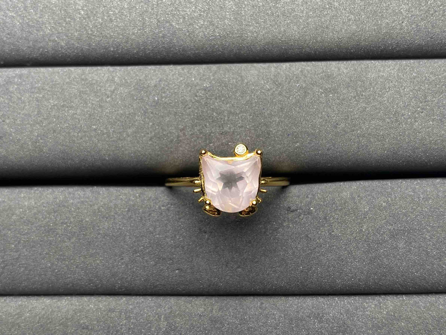 A8886 Rose Quartz Ring