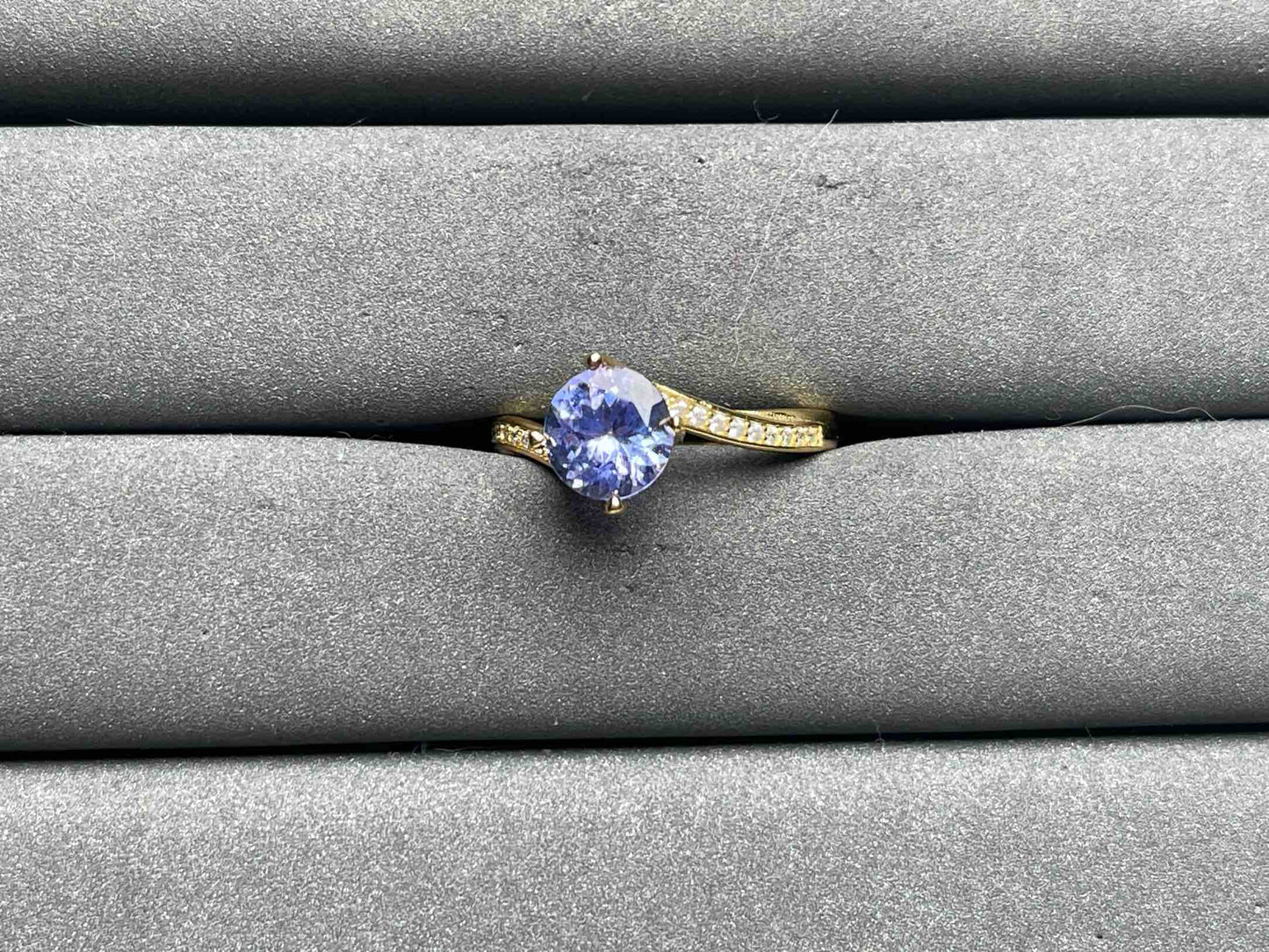 A9017 Tanzanite Ring
