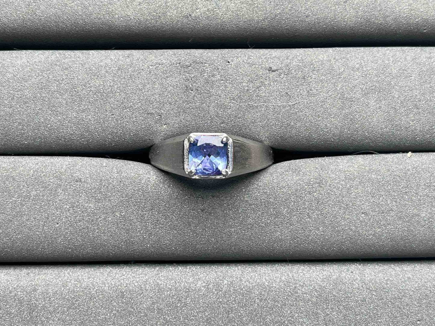 A9018 Tanzanite Ring