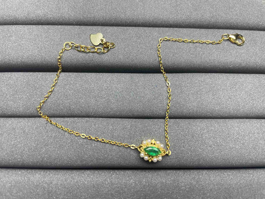 A902 Emerald Bracelet